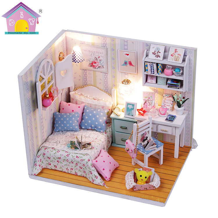 M013Z - Adabelle's Room (w/acrylic dust cover, tool set)