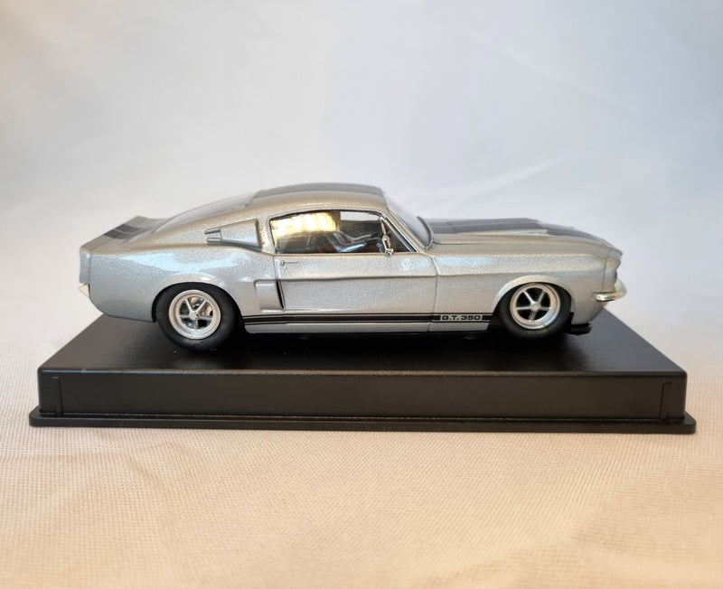 ThunderSlot CA00503 - Ford Mustang GT350 Silver Frost