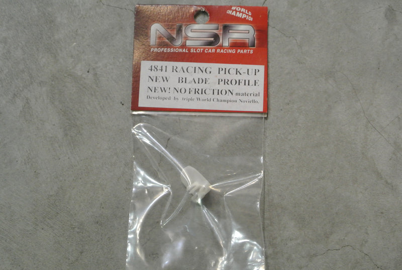 NSR-4841 Racing pick-up guide no friction (new blade profile)