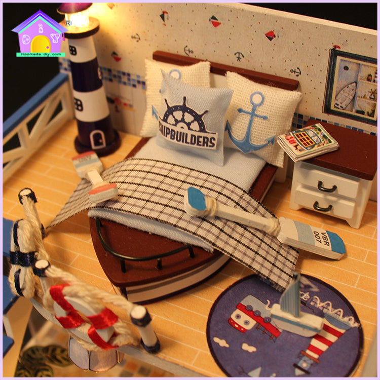 M032Z - Blue Coast (w/acrylic dust cover, tool set, musical box)