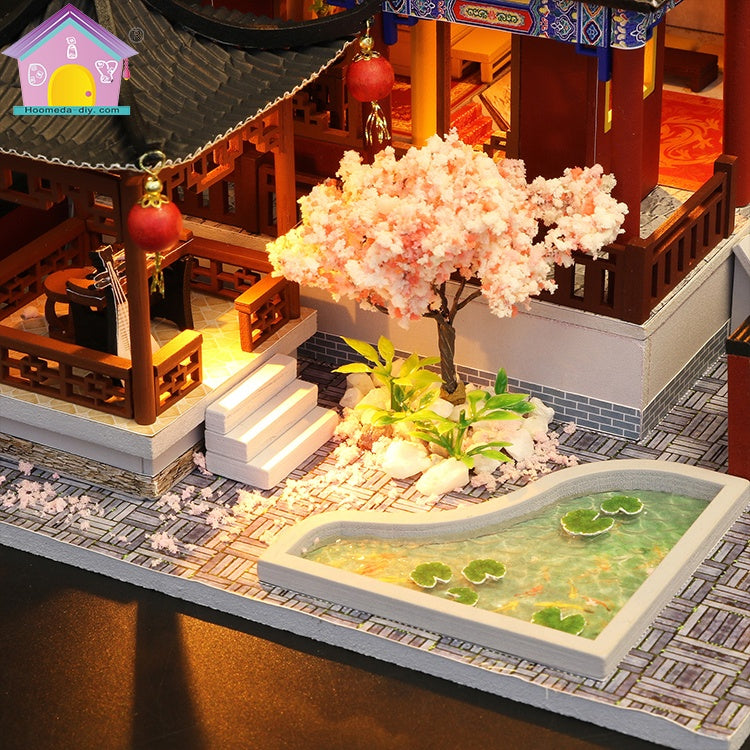M909Z - "Eternal Love" Chinese Palace (w/acrylic dust cover, tool set, musical box)