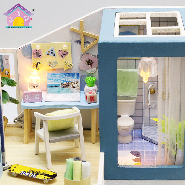 M910Z - "First Meet" 2-Storey House (w/acrylic dust cover, tool set, musical box)