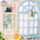 S922Z - "Family Nap" Bedroom (w/acrylic dust cover, tool set)